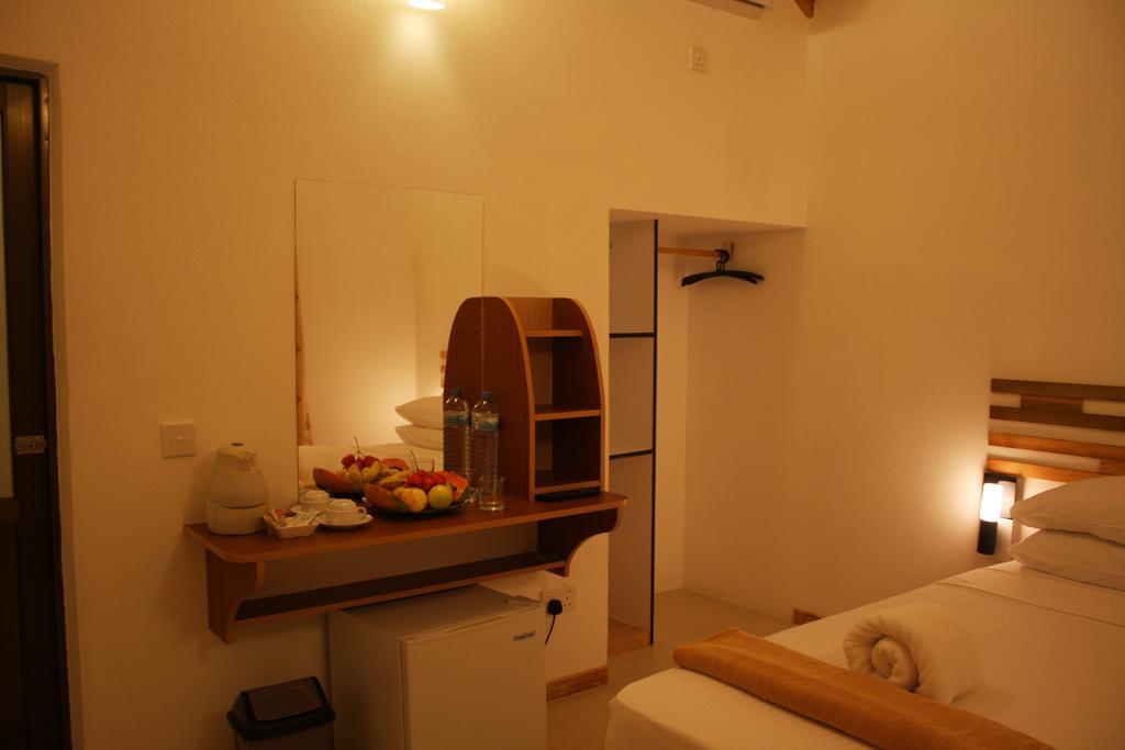 Relax Residence Thoddoo Maldives Екстериор снимка